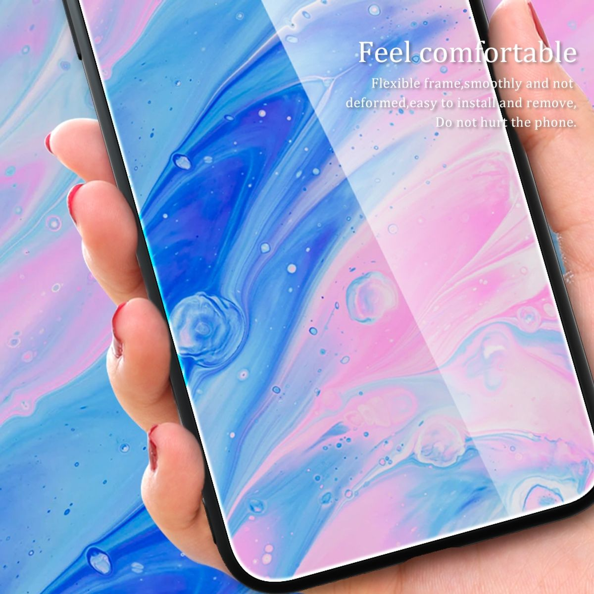Nahaufnahme eines Telefonbildschirms mit flüssigem, farbenfrohem Design, gehalten von Hand.