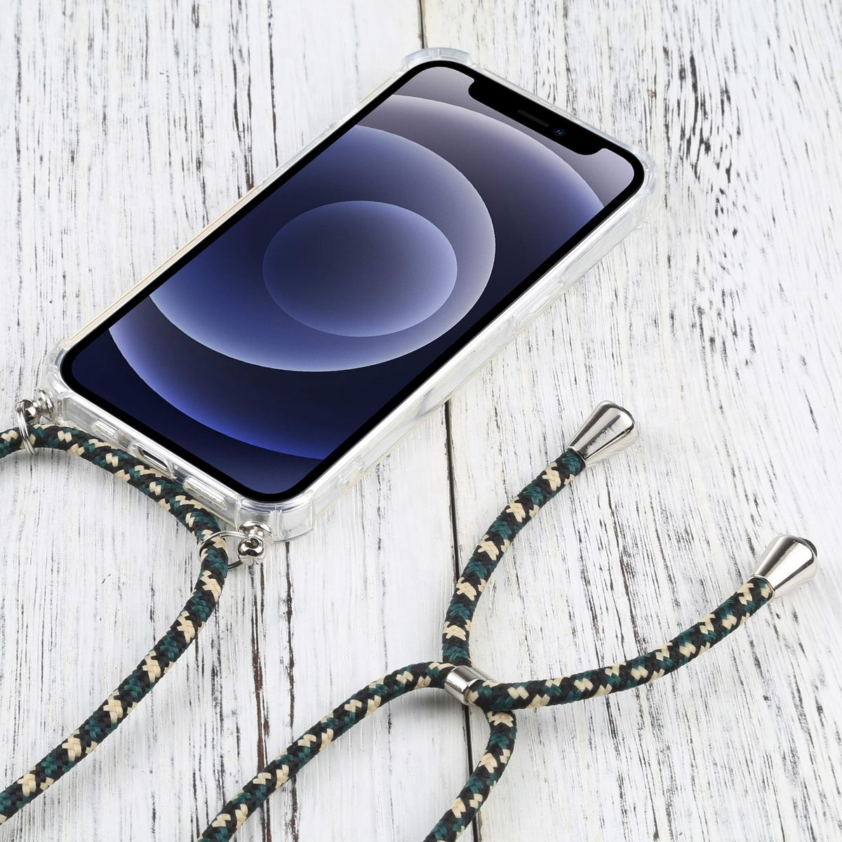Transparente Handyhülle mit Trageband, auf Holzoberfläche liegend, mit Telefon darin.