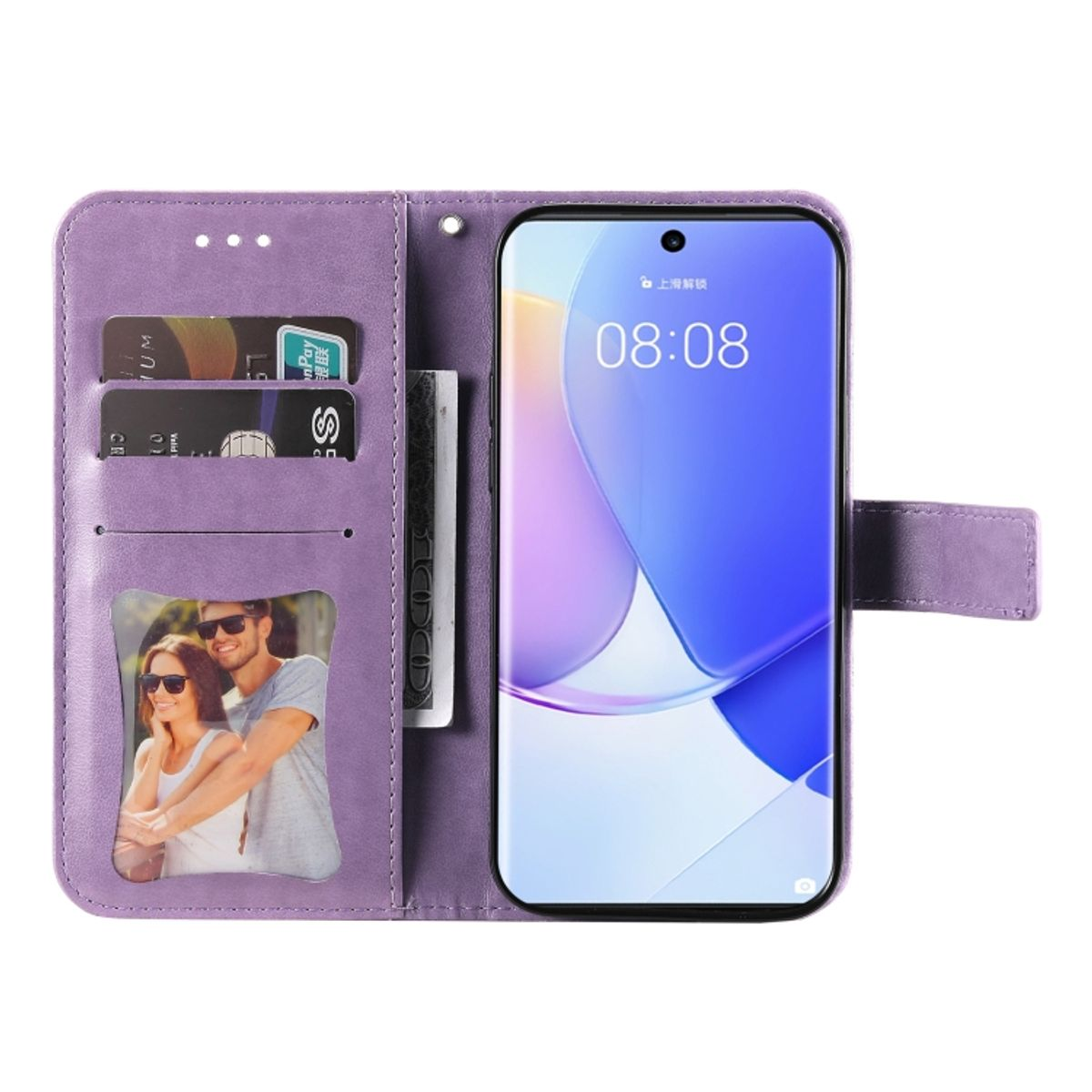 Lila Handyhülle offen mit Karten, einem Bild eines Paares und einem Telefon, das die Uhrzeit anzeigt.