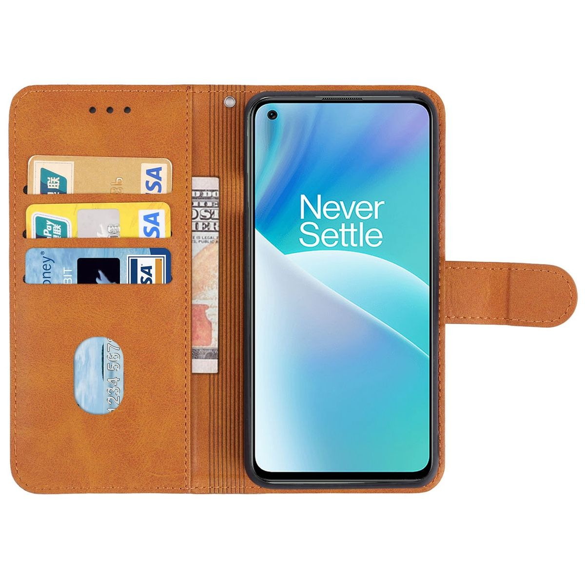 Braune Handyhülle offen, Karten und Telefon darin. Telefon zeigt 'Never Settle'.