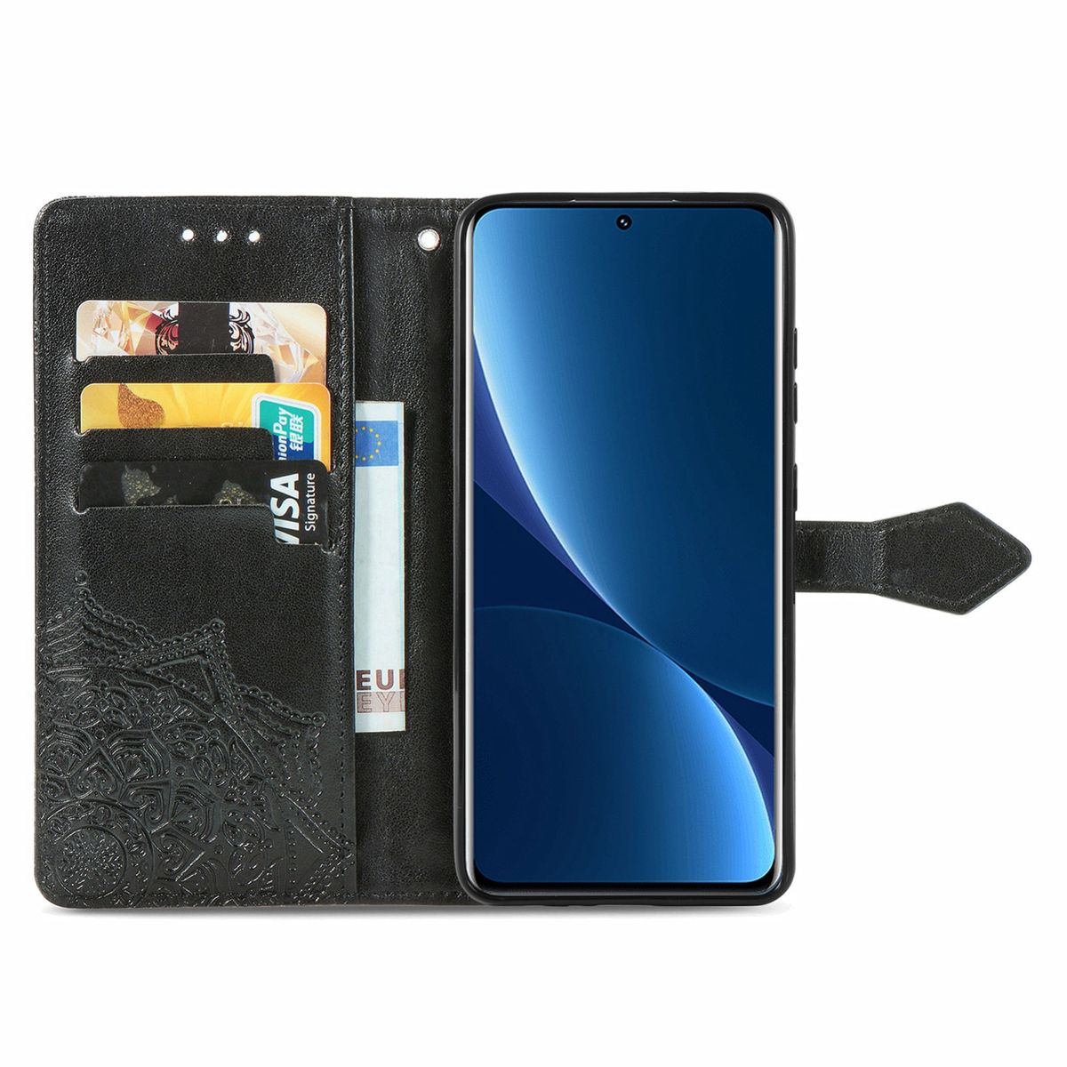 Schwarze Handyhülle, offen, mit Telefon und Karten. Mit Mandala-Design und Magnetverschluss.