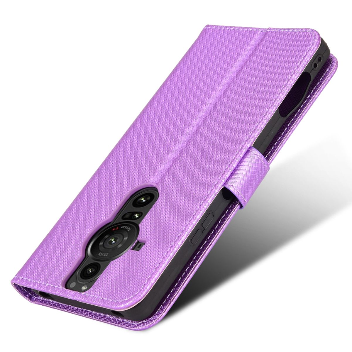 Offene lila Handyhülle mit einem Telefon darin. Das Telefon hat drei Kameras.