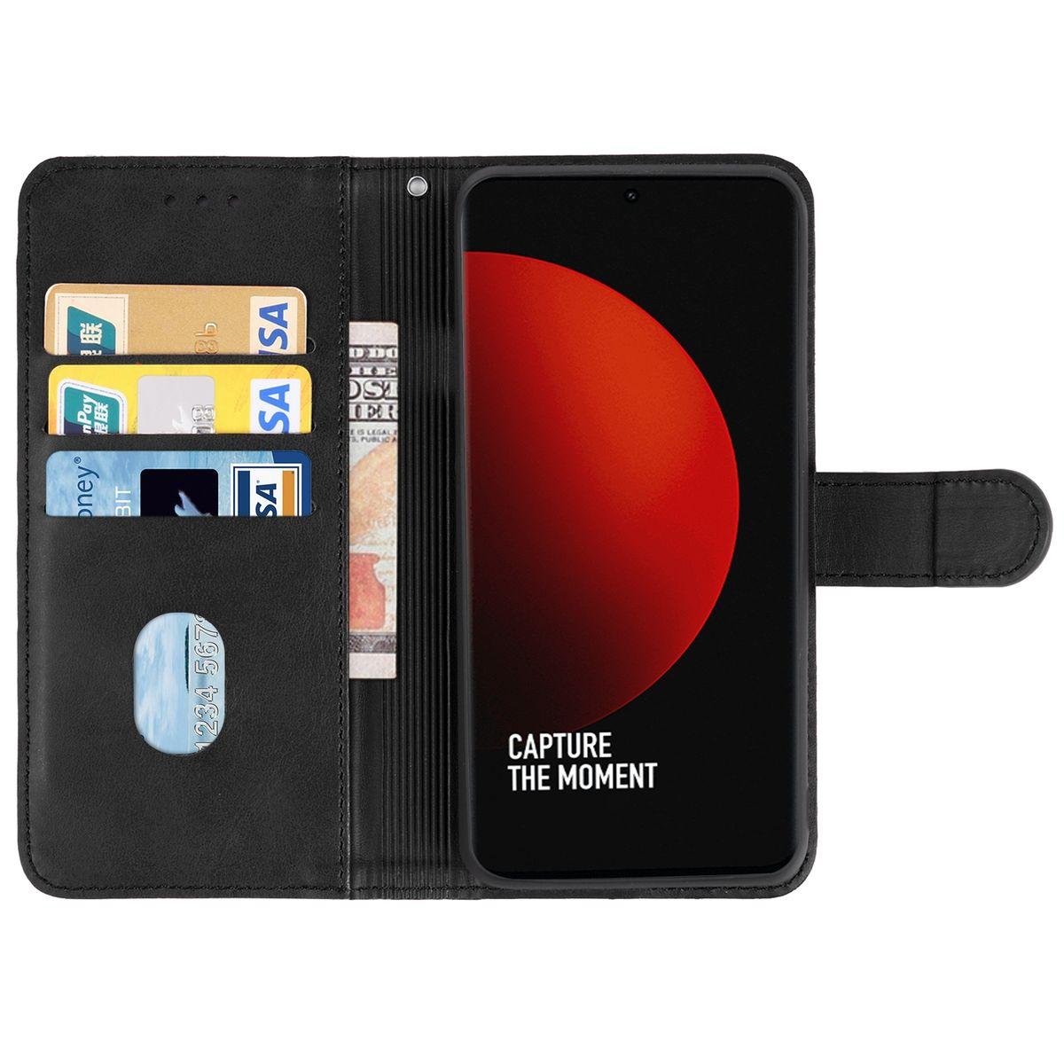 Schwarze Handyhülle offen mit Karten und einem Telefon mit "Capture The Moment".