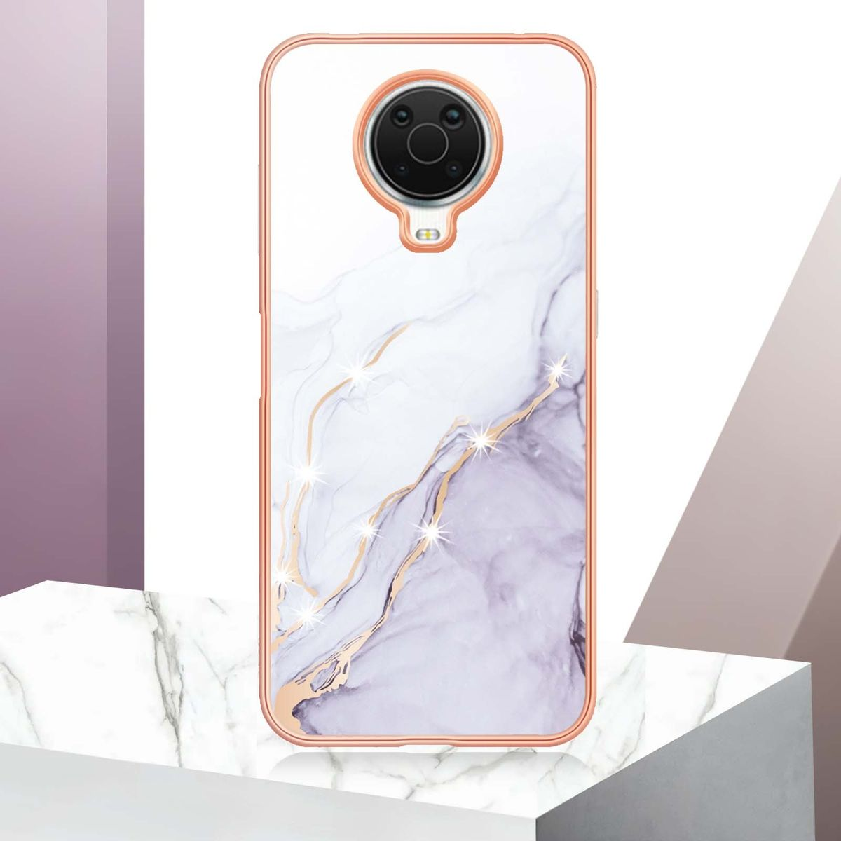 Handyhülle mit weißem und lila Marmordesign, mit roségoldenem Rand.