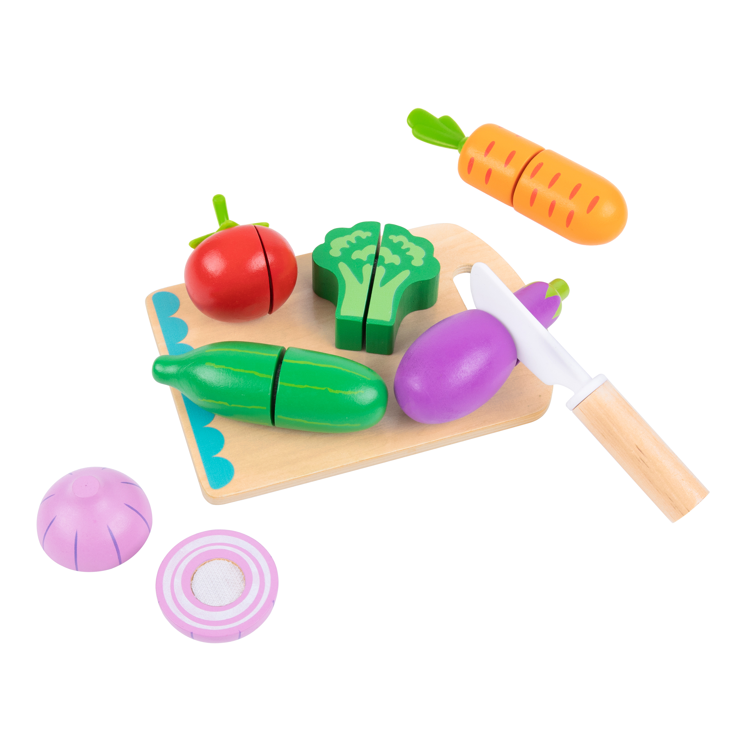 Holzgemüse: Karotte, Tomate, Brokkoli, Gurke, Zwiebel und Aubergine, mit Messer und Schneidebrett.