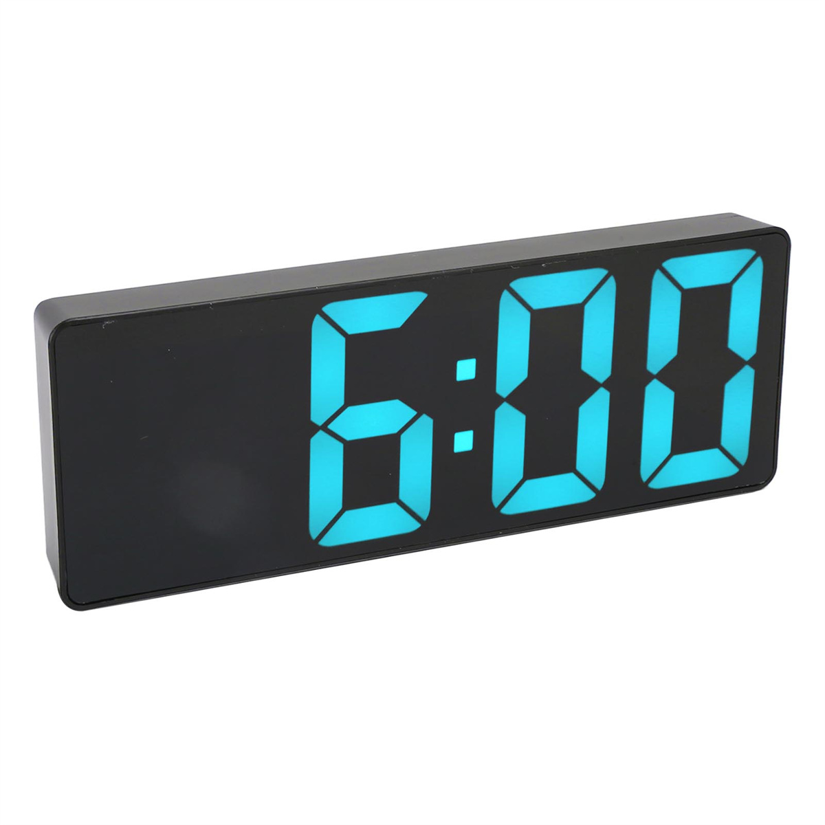Schwarze Digitaluhr mit blauer Anzeige 6:00. Rechteckige Form, blaue LED-Anzeige auf schwarzem Körper.