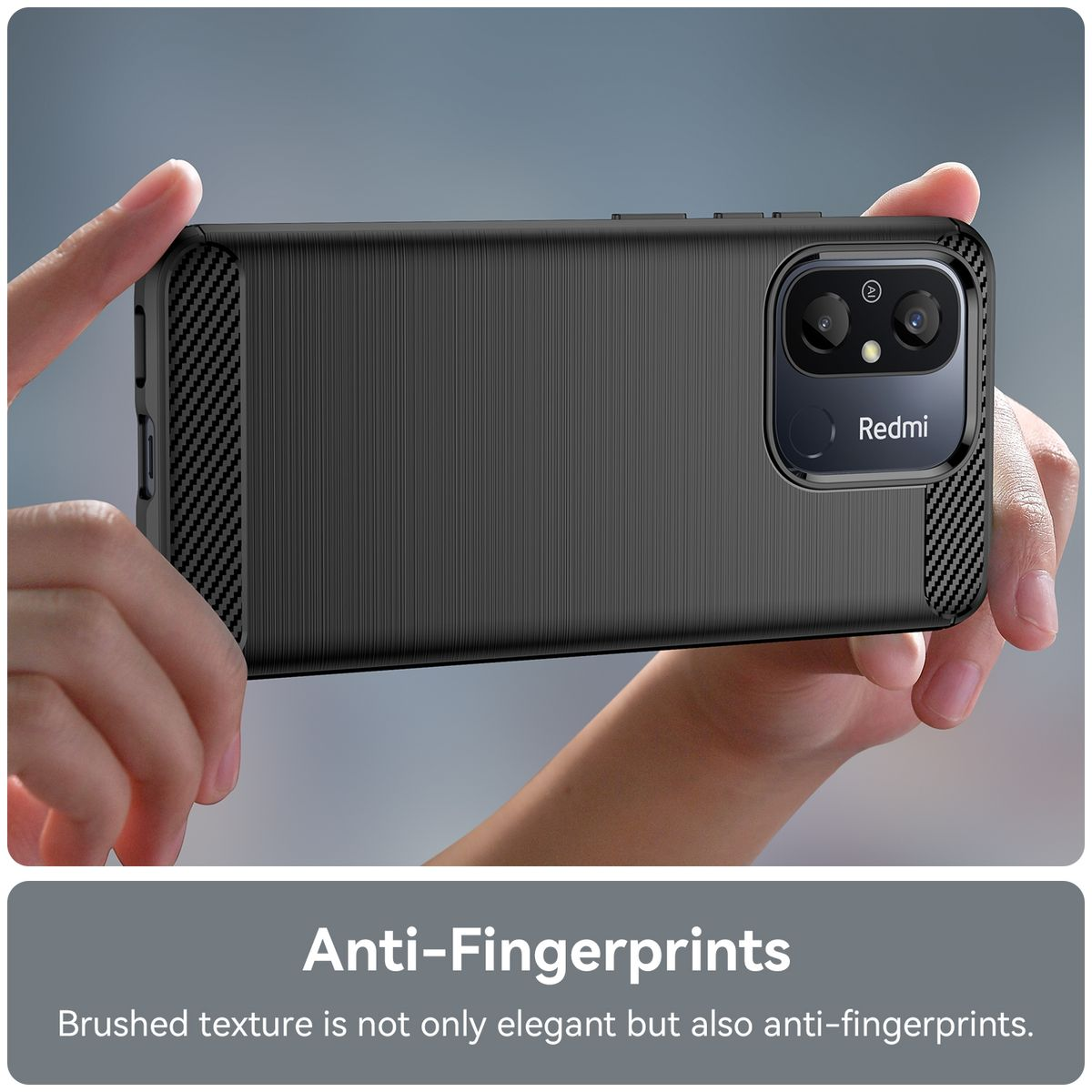 Hände halten eine schwarze Handyhülle mit Karbonfaser-Akzenten und Redmi-Logo. Text: Anti-Fingerprints.
