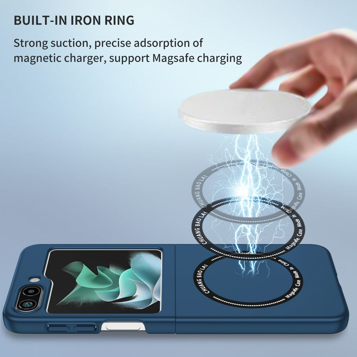 Blaue Handyhülle mit Magnetring für MagSafe-Aufladung. Hand hält das Ladegerät darüber.