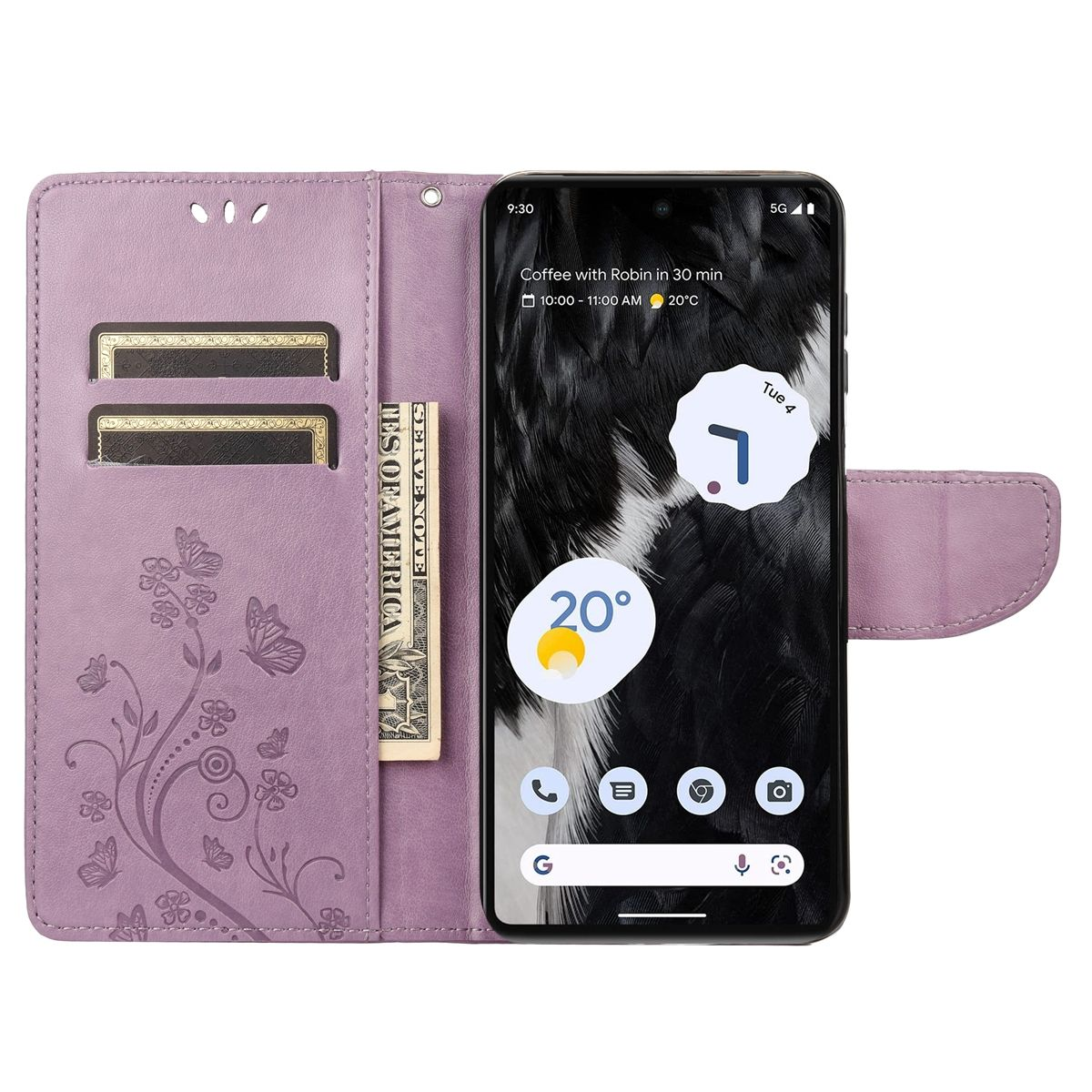 Telefon in lila Wallet-Case, Bildschirm sichtbar. Geld und Karten. Weißer Hintergrund.