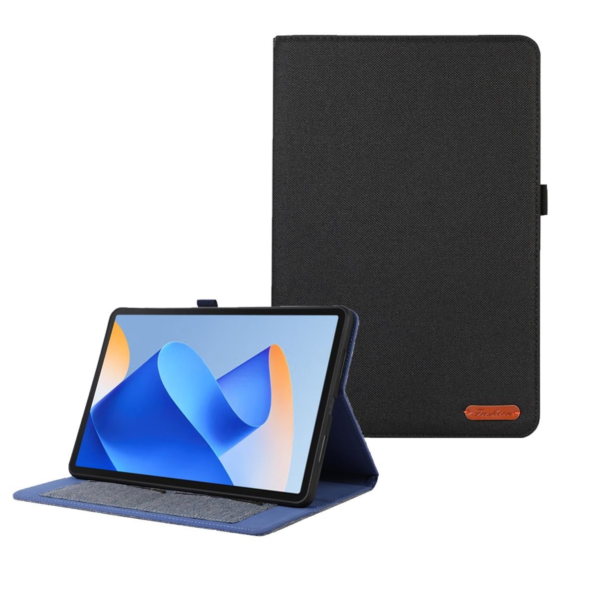 Schwarze Tablethülle mit einem Tablet darin. Die Hülle ist geöffnet.