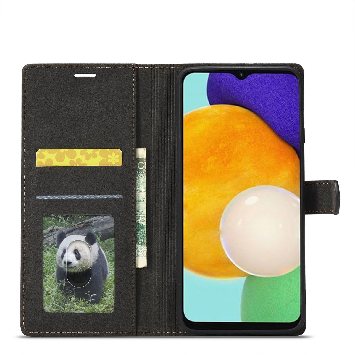 Schwarze Handyhülle mit Panda-Foto und Kartenfächern. Offen, zeigt ein Telefon mit farbigem Bildschirm.