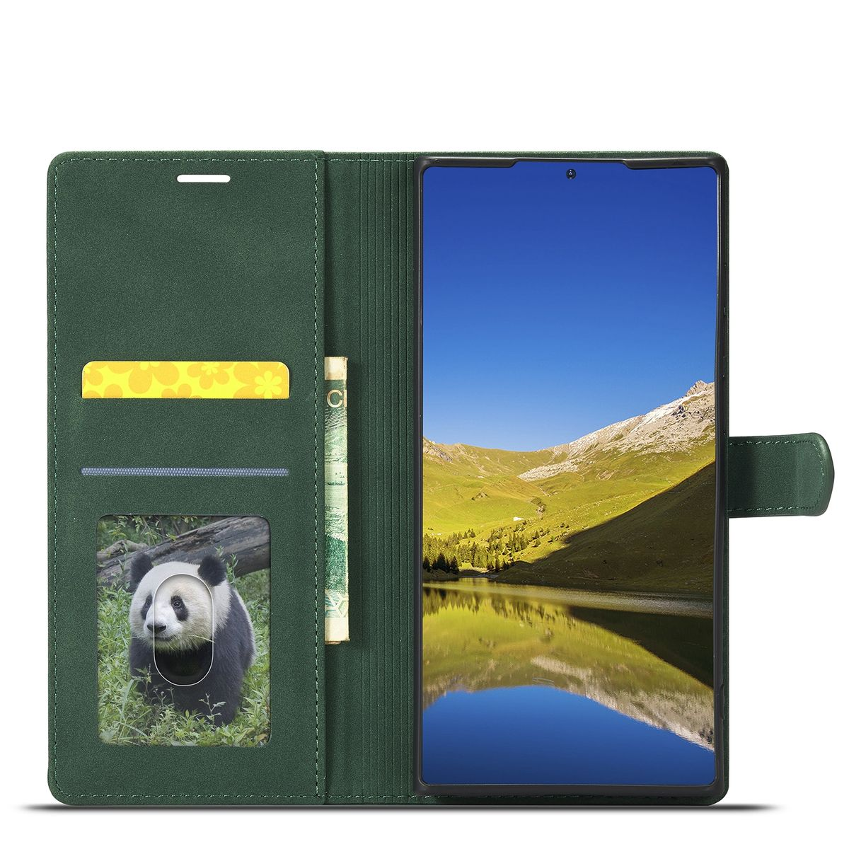 Geöffnete grüne Handyhülle, zeigt ein Telefon mit Panda im Kartenfach, Landschaft auf dem Bildschirm.