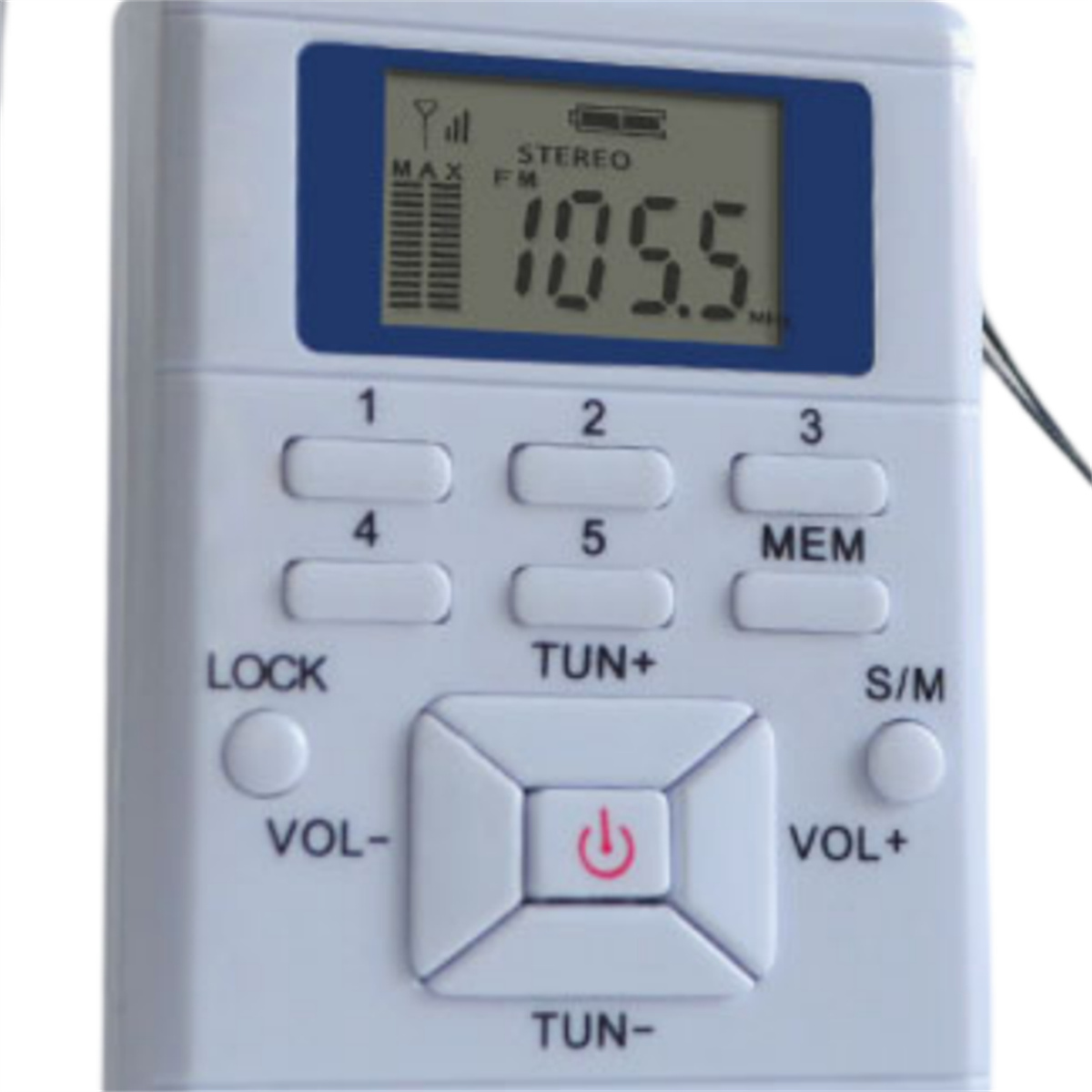 Ein kleines, weißes, tragbares Radio mit Knöpfen und digitaler Anzeige.