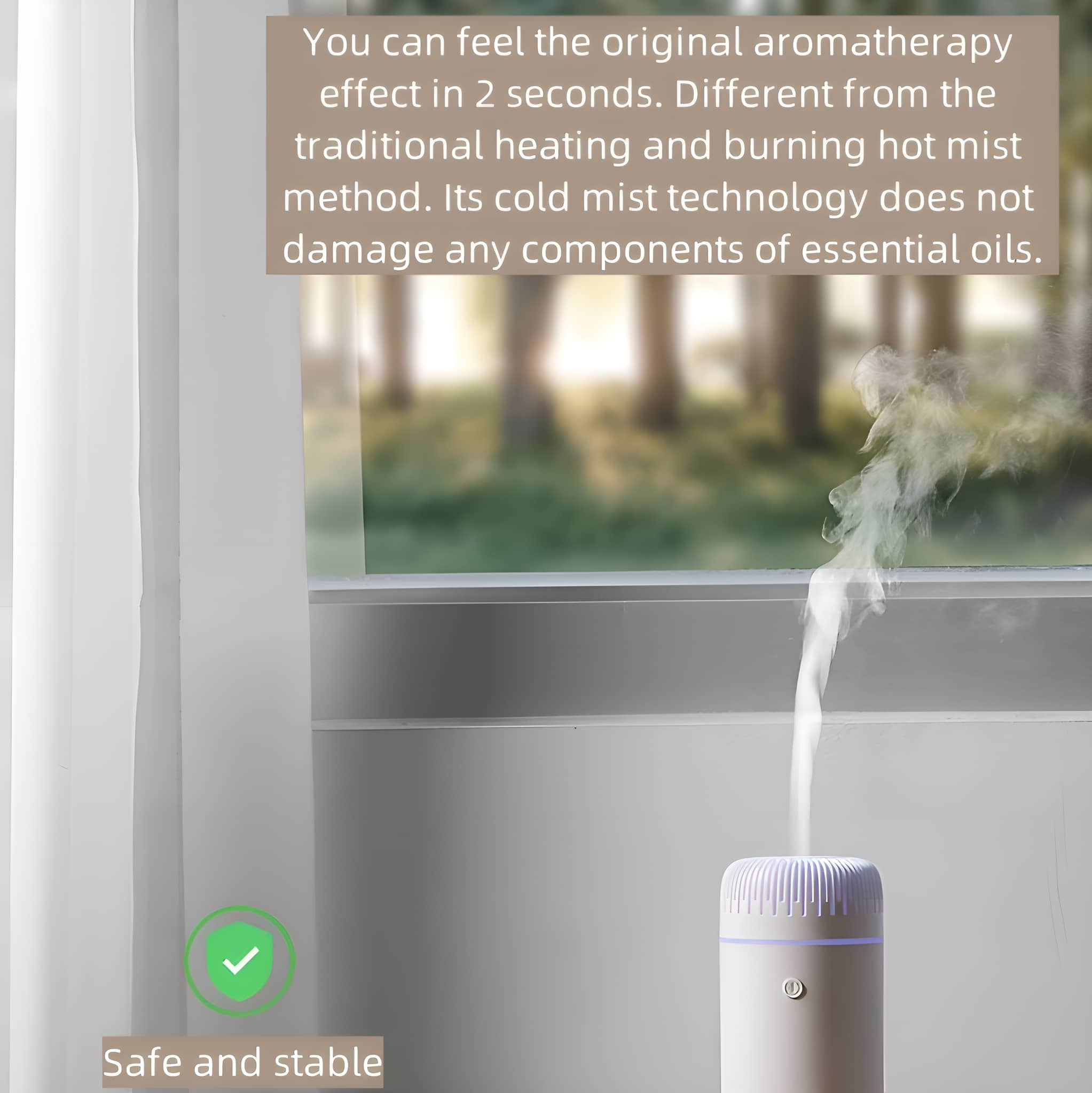 Ein weiß-beiger Aromatherapie-Diffusor, der Dampf abgibt.
