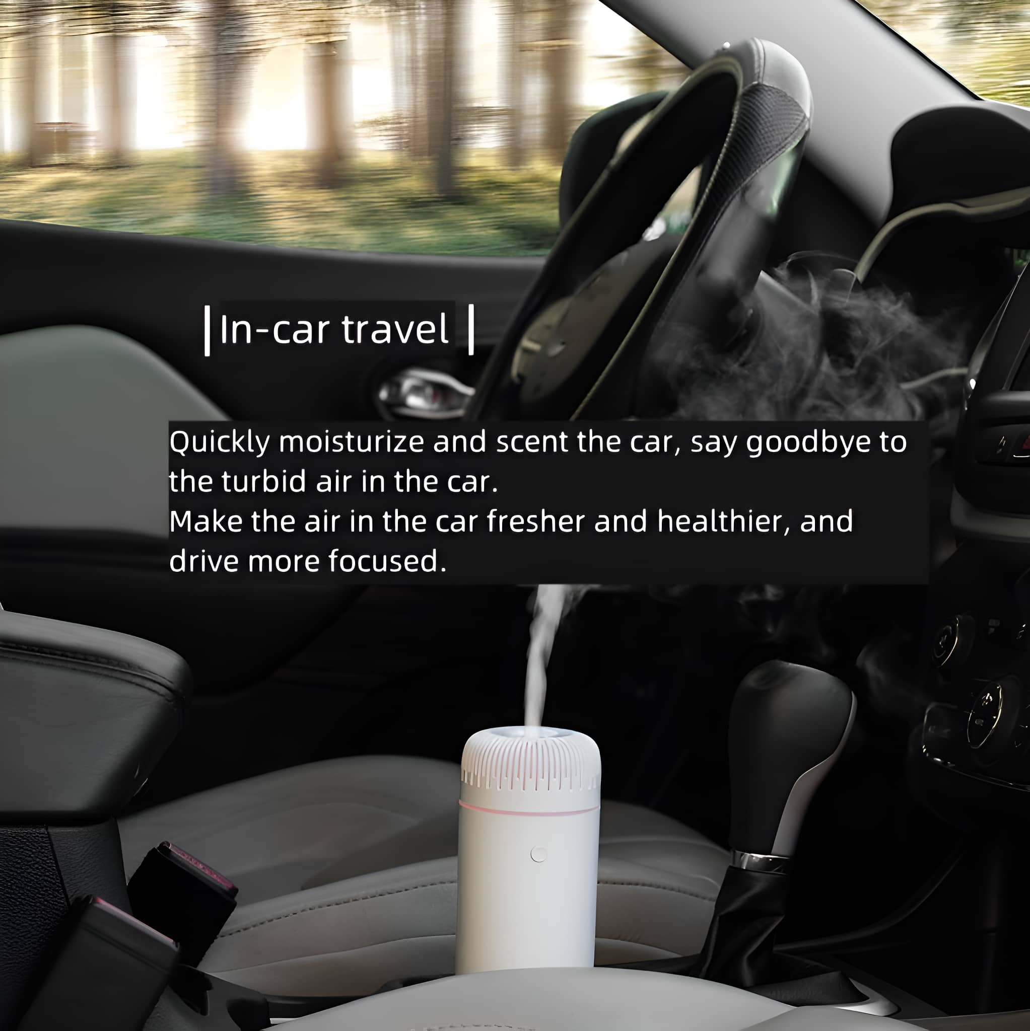Weißer Innenraum mit Luftbefeuchter, Text über Reisen im Auto und Luftqualität.