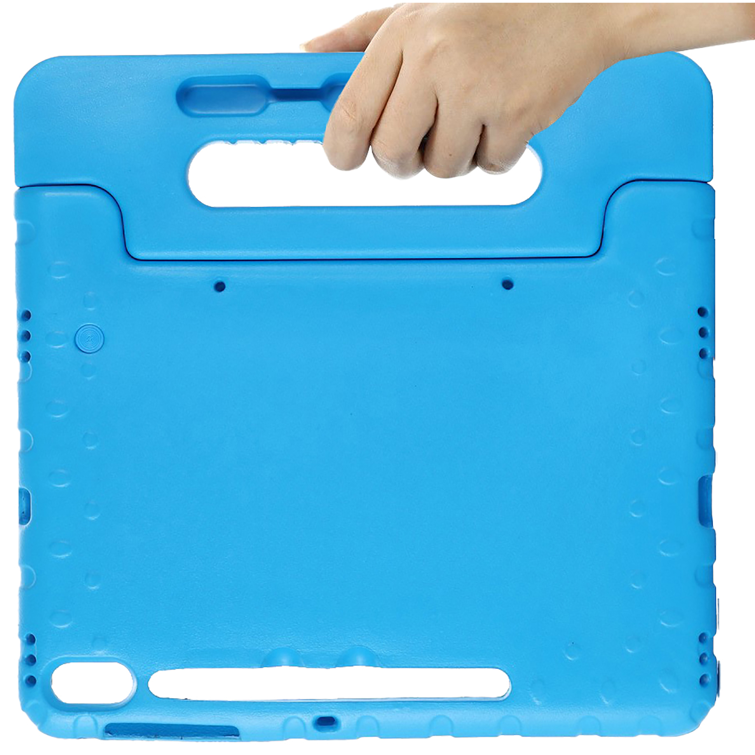 Blaue Tablet-Hülle mit Griff. Hand, die den Griff hält, ist sichtbar.