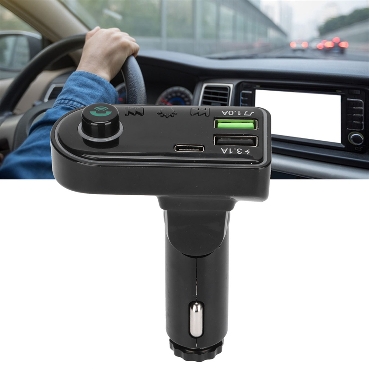 Autoladegerät mit USB-Anschlüssen, Bildschirm und Knopf.