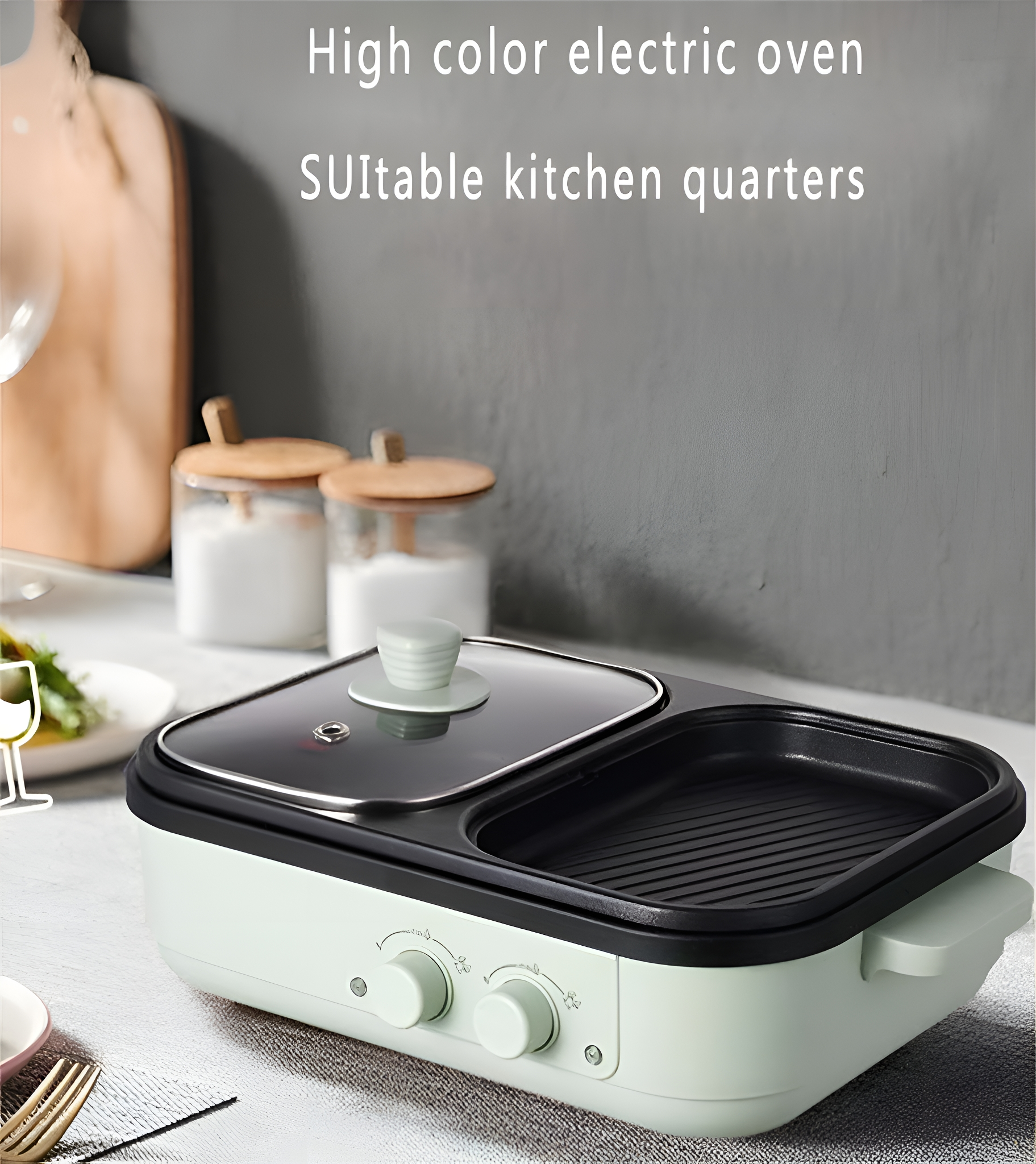 Elektrischer Grill mit zwei Bedienknöpfen, auf weißem Hintergrund.