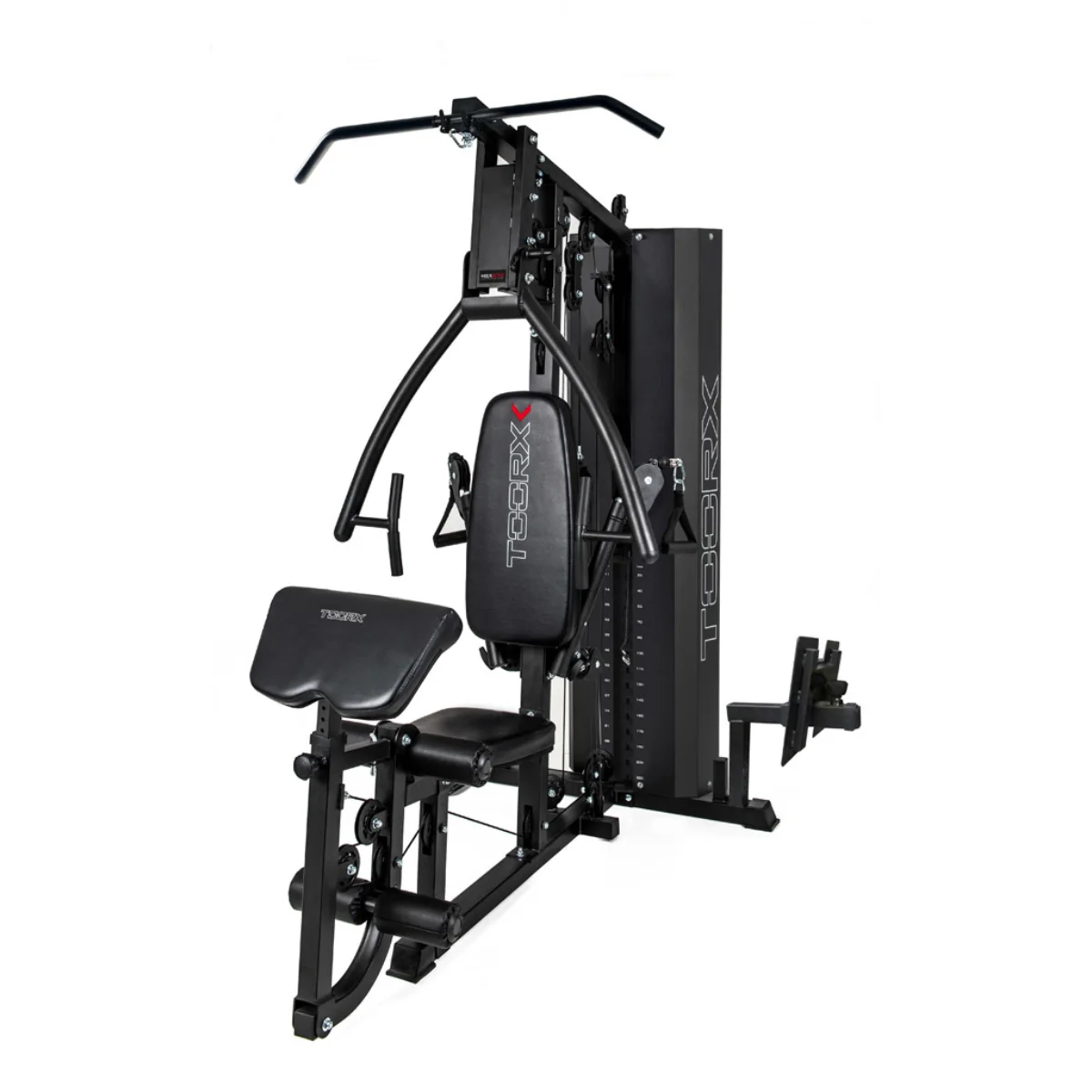 Équipement de gym noir avec divers accessoires, dont un banc et une barre de traction, sur fond blanc.