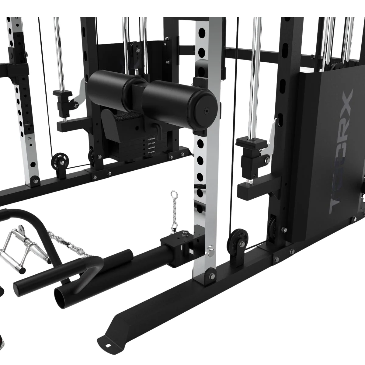 Gymmachine met gewichten, kabels en stangen. Zwart en zilver. Close-up.