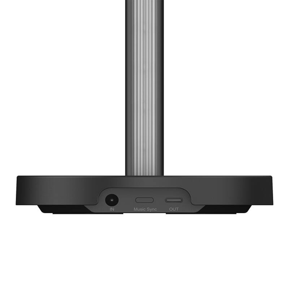 Czarna podstawa ze srebrnym metalowym stojakiem, z portami wejściowymi, synchronizacji muzyki i wyjściowymi.