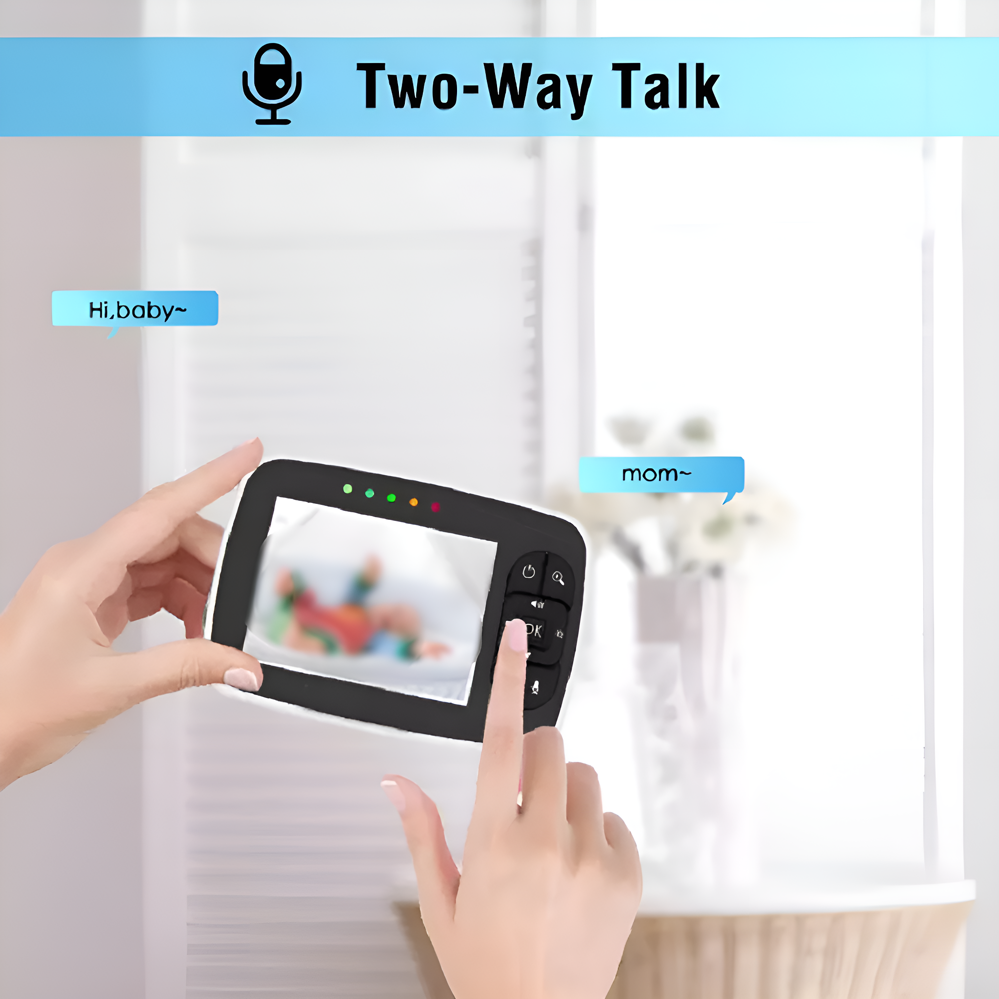 Ein Babyphone mit einem Bildschirm, der ein Baby zeigt. Hände halten den Monitor. Text: Two-Way Talk.