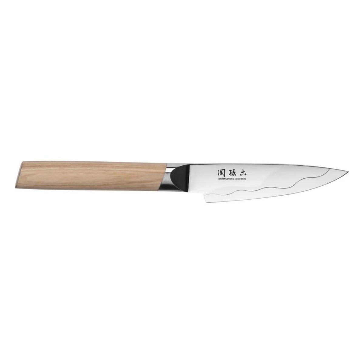 Messer mit Holzgriff und Stahlklinge. Weißer Hintergrund.
