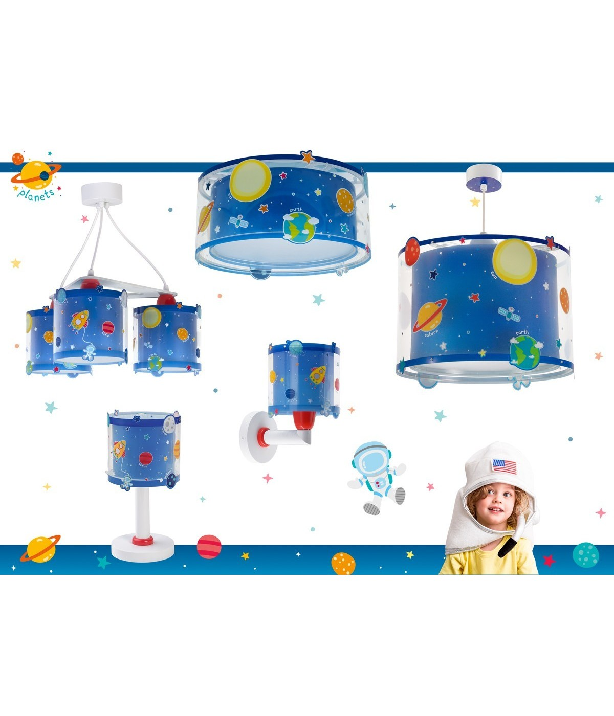 Varias lámparas temáticas espaciales con planetas y astronautas, con un niño.