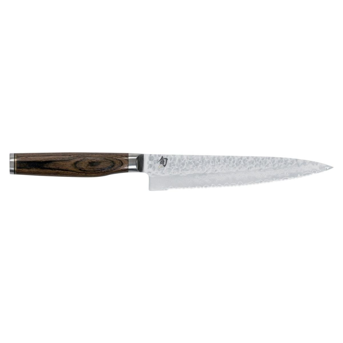 Ein Messer mit Holzgriff und silberner Klinge mit strukturierter Oberfläche.