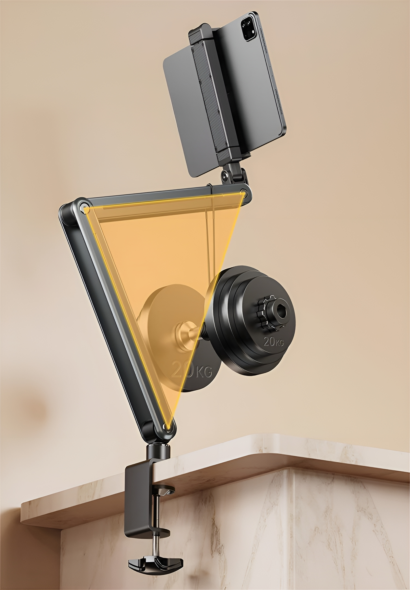 Ein verstellbarer Telefonhalter, der an einem Schreibtisch befestigt ist und ein Telefon und ein Gewicht hält, mit gelber Markierung.