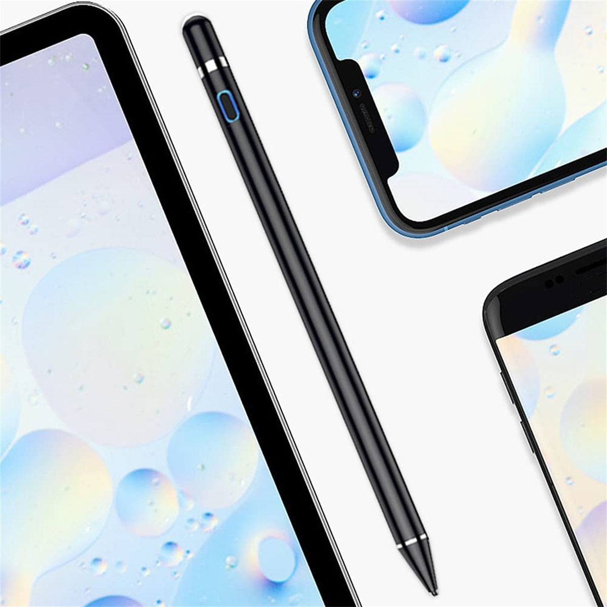 Ein schwarzer Stift liegt neben zwei Telefonen und einem Tablet. Die Telefone sind blau und schwarz.