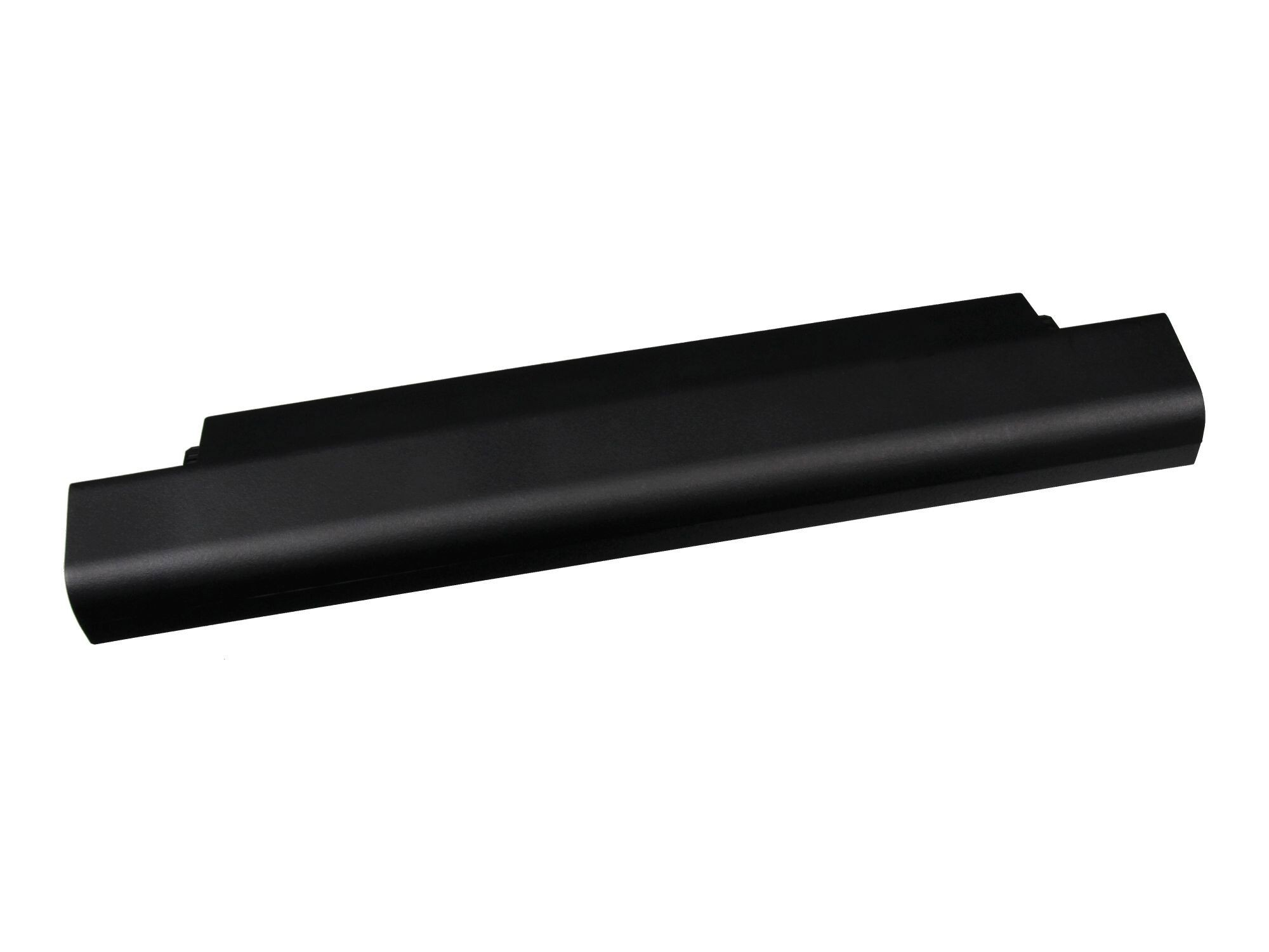 Eine schwarze Laptop-Batterie isoliert auf weißem Hintergrund.