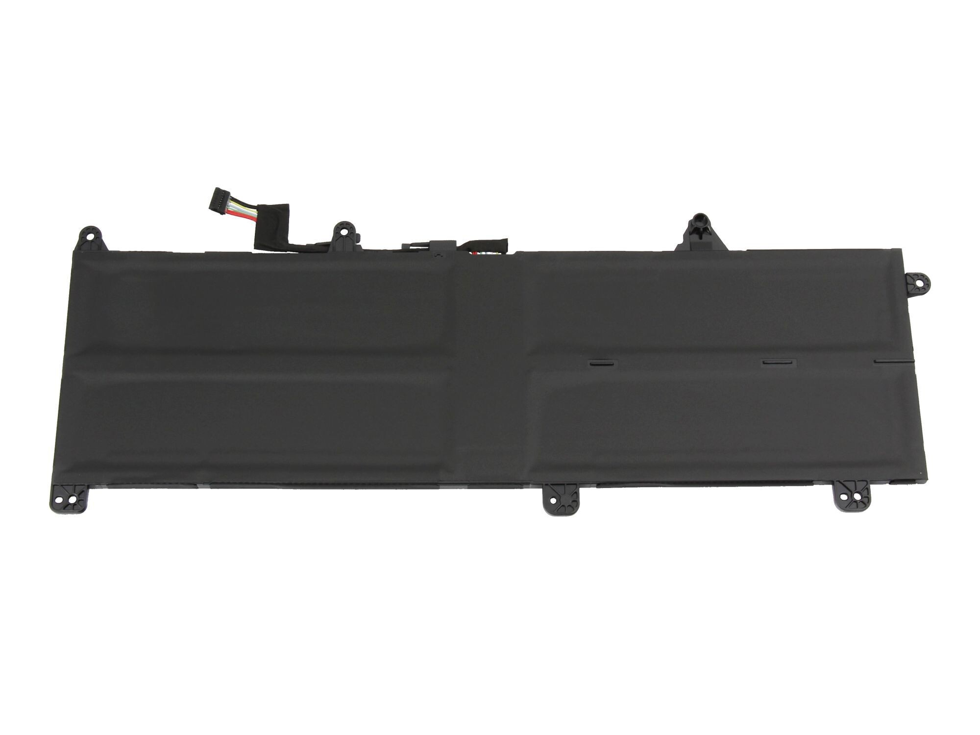 Ein schwarzer Laptop-Akku mit Stecker auf weißem Hintergrund. Es hat eine schwarze Oberfläche.