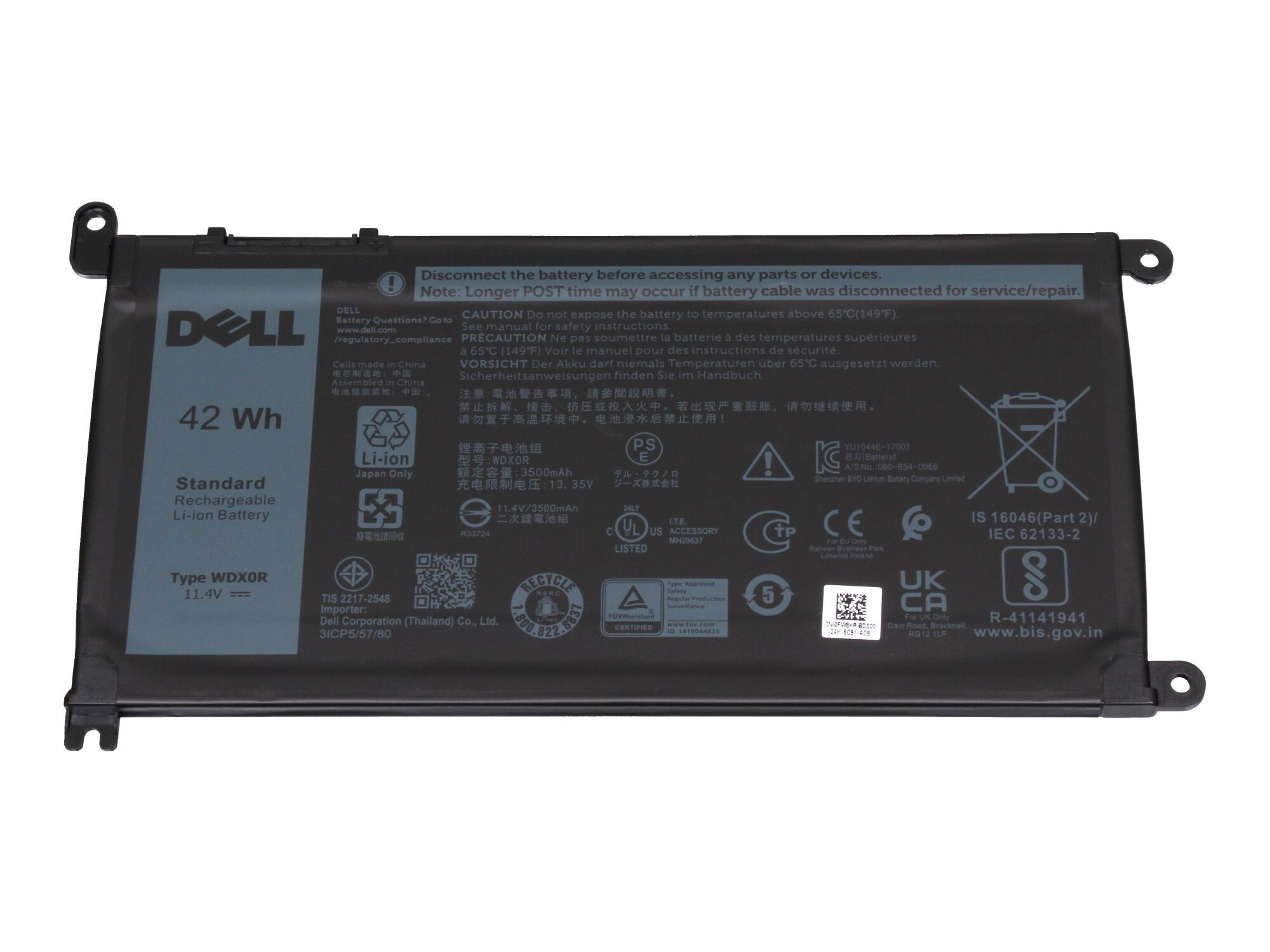 Schwarzer Dell Laptop-Akku mit Etiketten und Zertifizierungen. Auf weißem Untergrund.