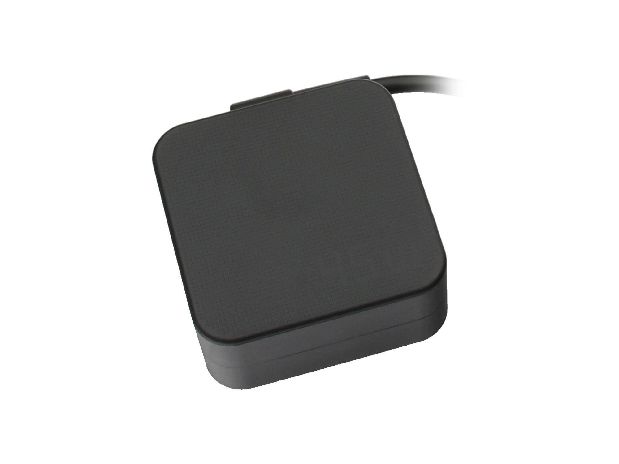 Schwarzer, quadratischer Netzadapter. Ein schwarzes Kabel erstreckt sich von der rechten Seite.