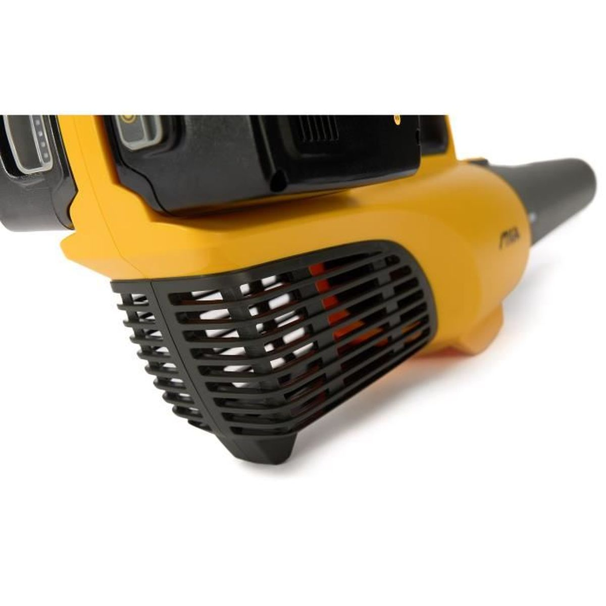 Żółto-czarna dmuchawa do liści. Czarna dysza i wlot powietrza.