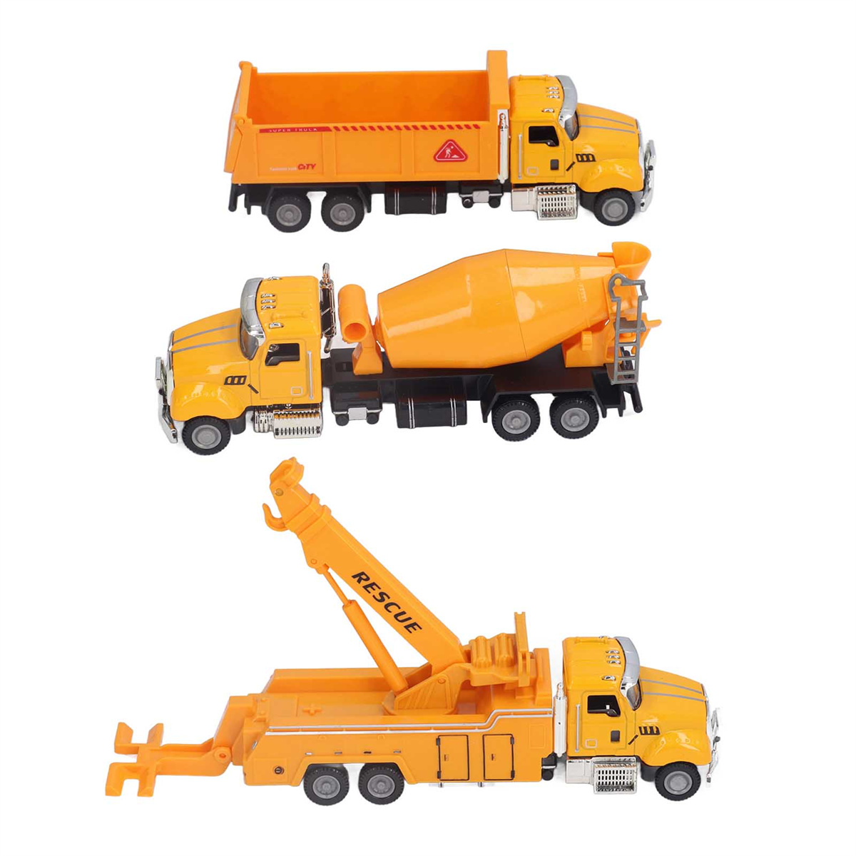 Drei Spielzeug-LKW: Muldenkipper, Zementmischer und Abschleppwagen. Alle gelb, mit schwarzen und roten Details.