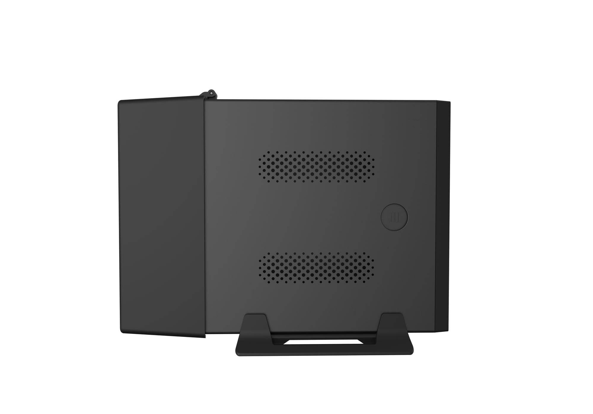 Vista posteriore del case del computer nero. Sono visibili le prese d'aria e le porte. Sfondo bianco.
