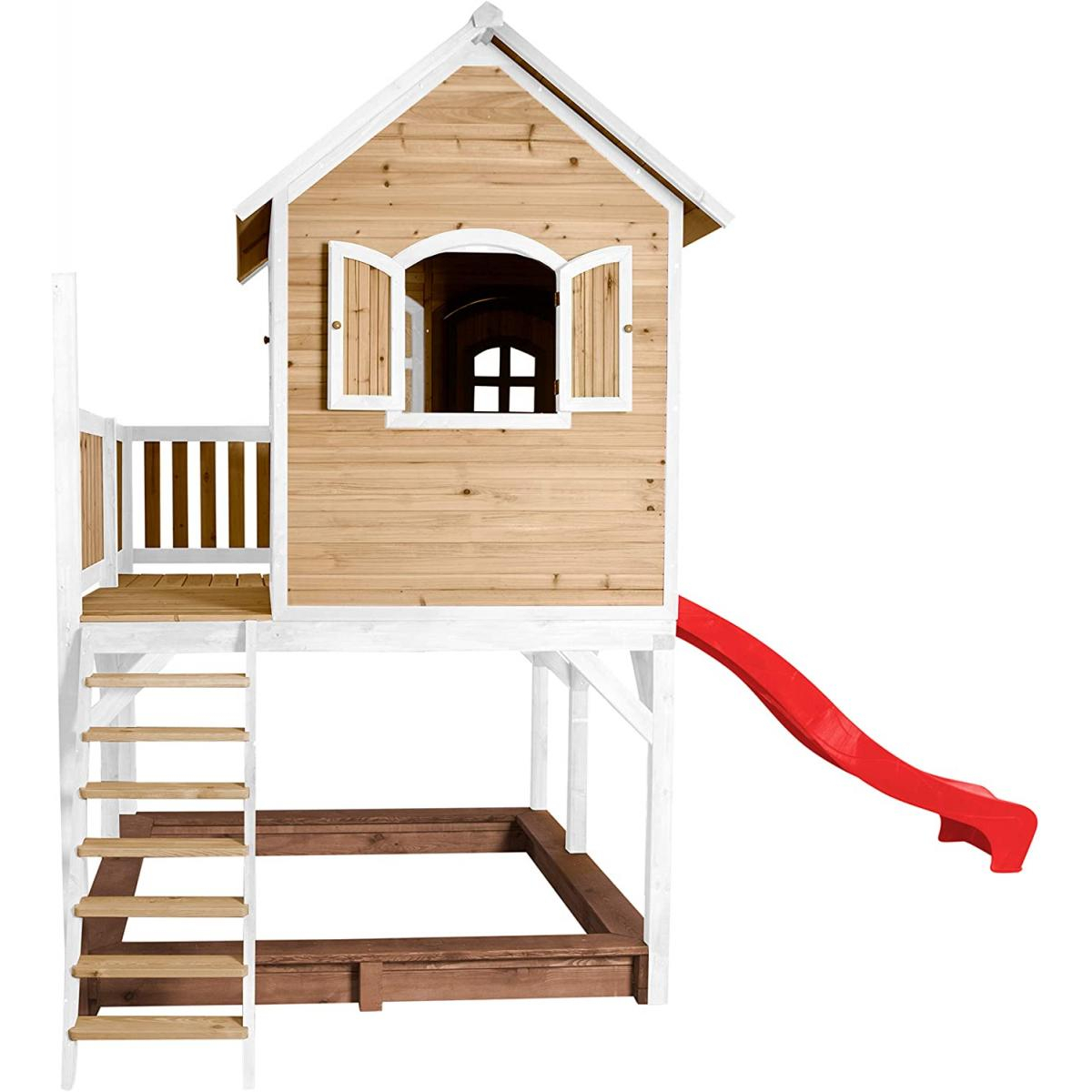 Spielhaus aus Holz auf Stelzen mit roter Rutsche, Treppe und Sandkasten.
