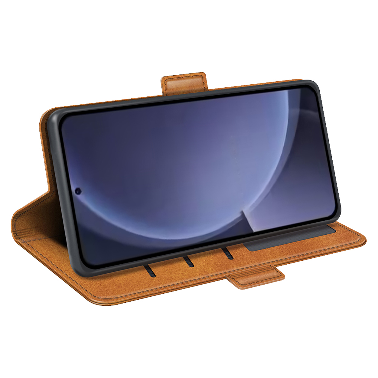 Un étui de téléphone en cuir marron avec un téléphone à l'intérieur, positionné en angle, montrant l'écran.