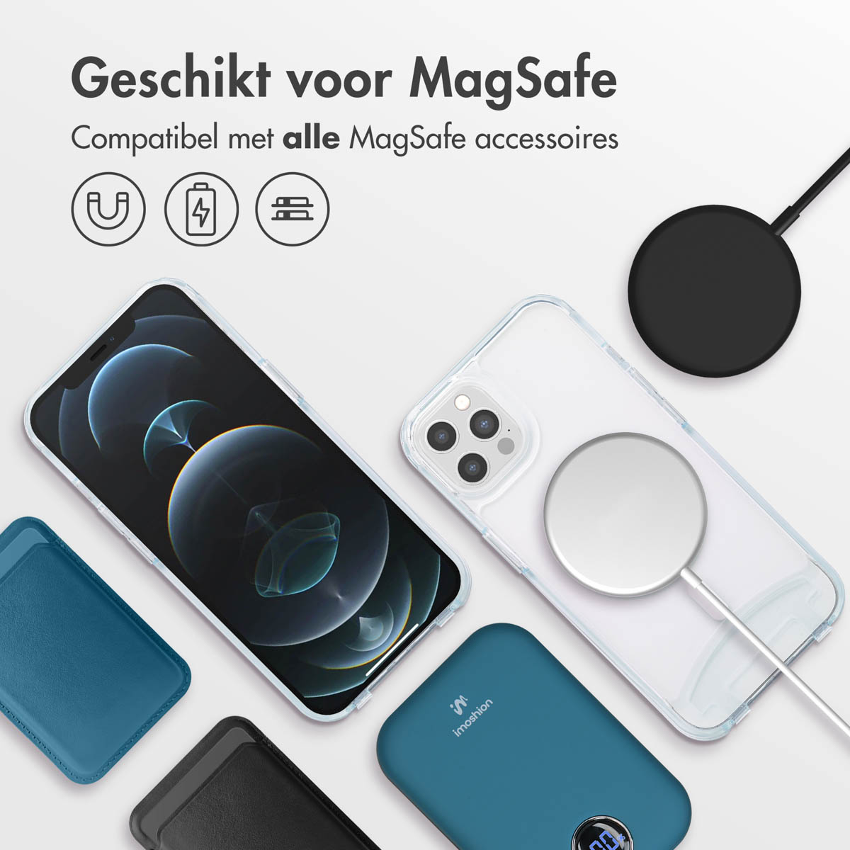 Telefoon met hoesje en accessoires: oplader, portemonnee en powerbank, op een witte achtergrond.
