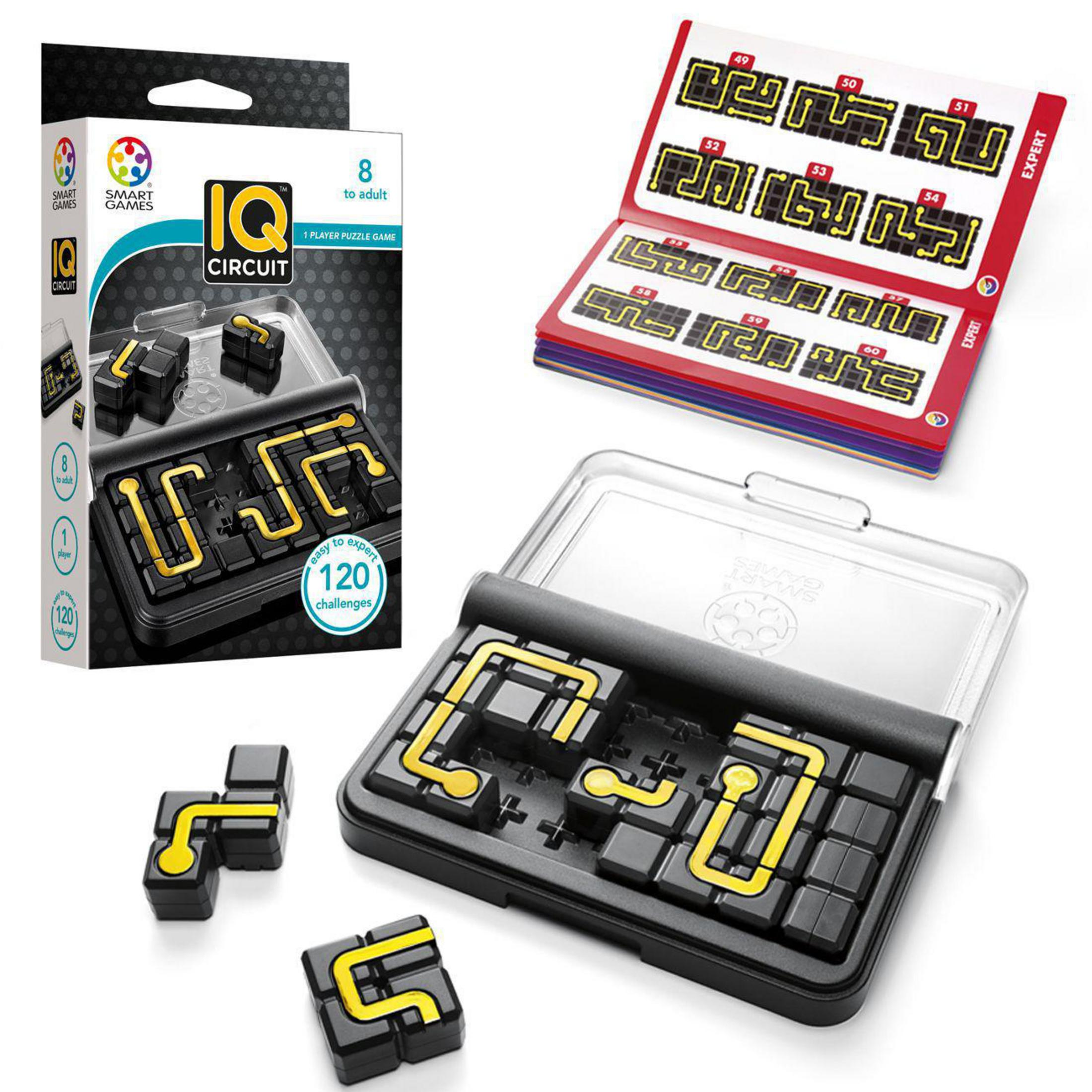 Un gioco di puzzle Smart Games IQ Circuit con pezzi e un libretto. Pezzi neri con linee gialle.