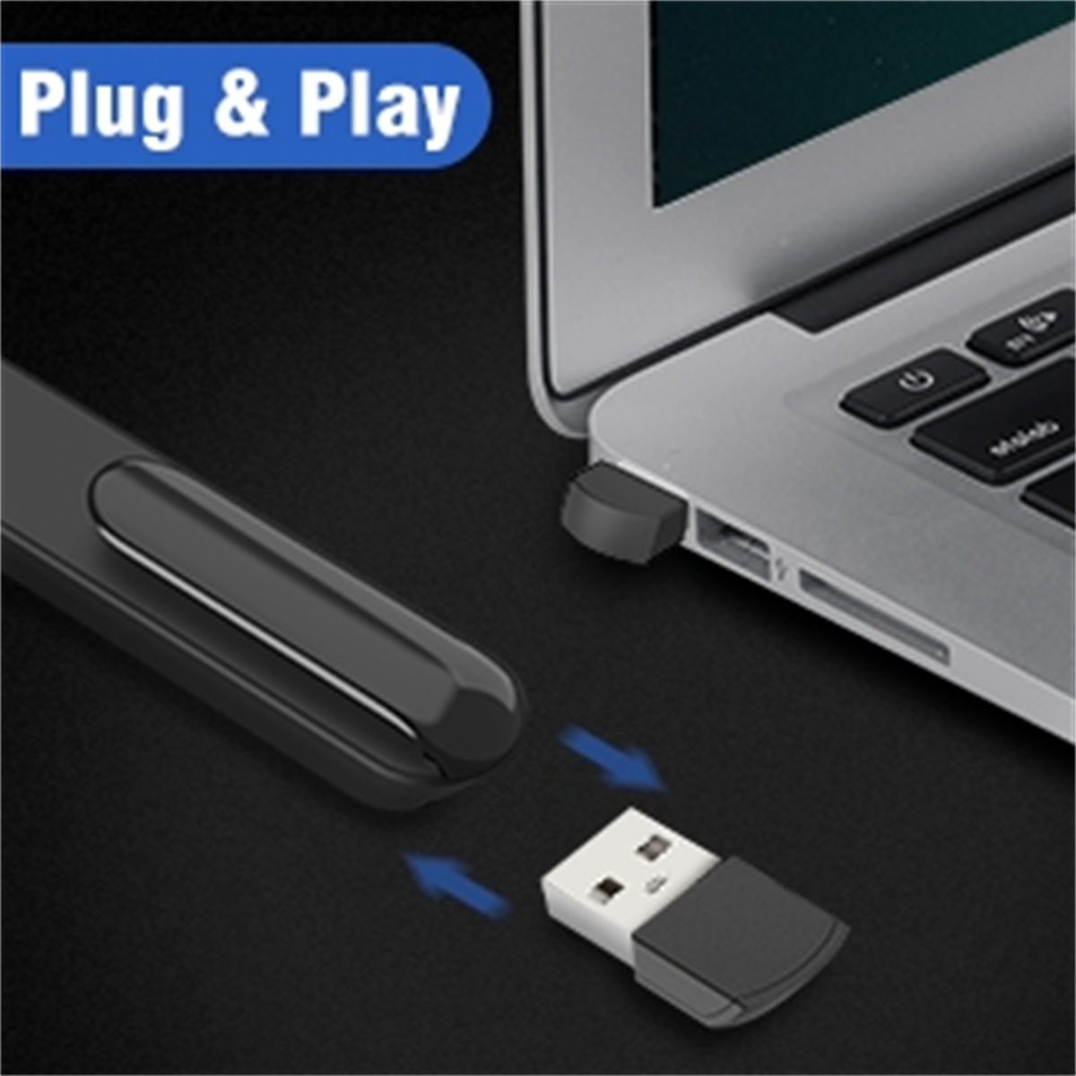 Ein USB-Gerät, das in einen Laptop eingesteckt wird, mit den Worten 'Plug & Play'.