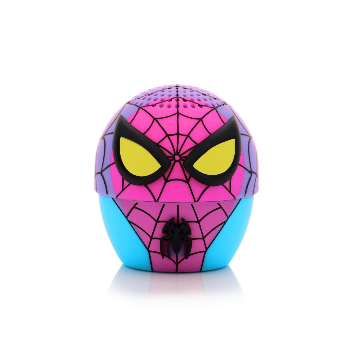 Ein Spider-Man-Lautsprecher, rot und blau mit Spinnennetz-Design und gelben Augen.
