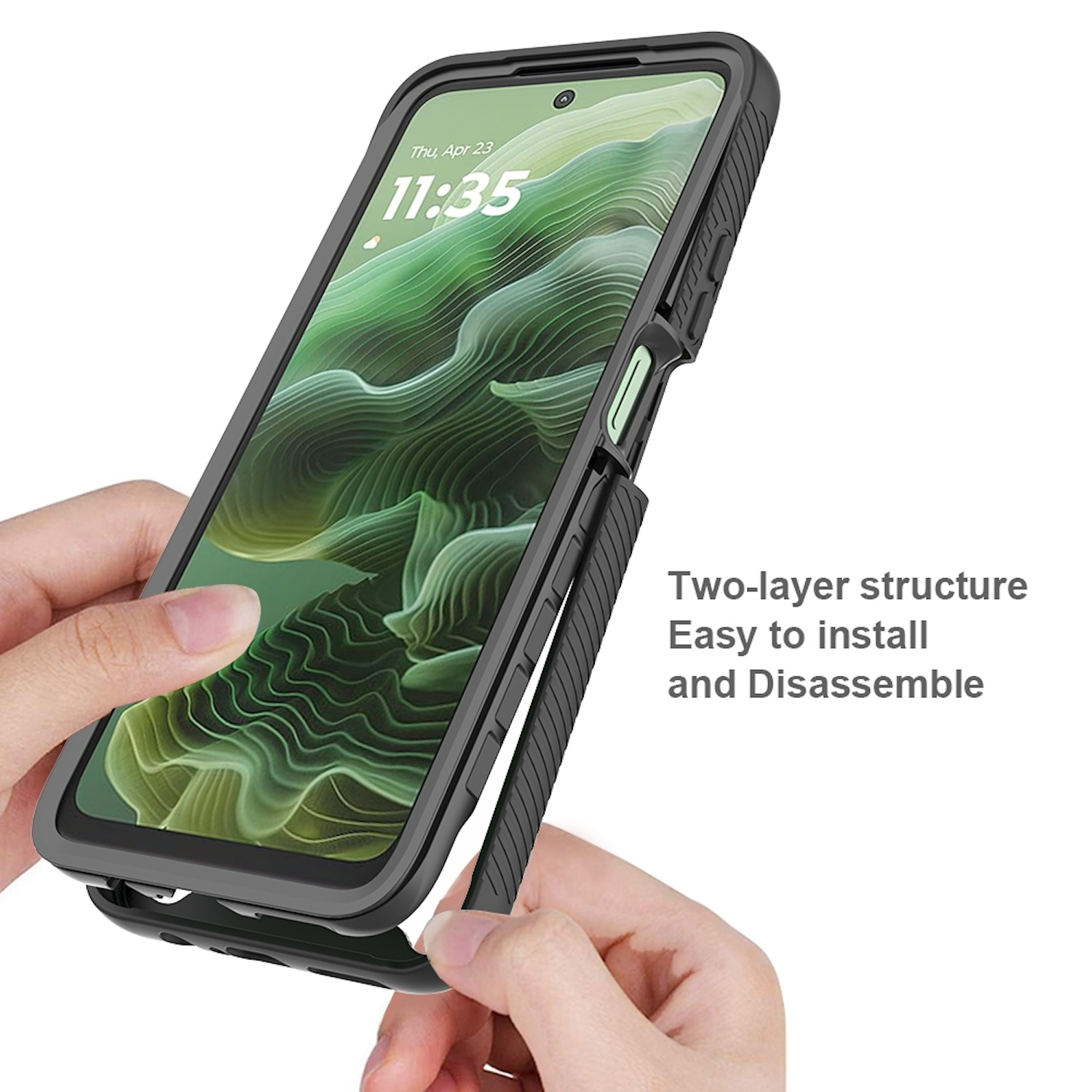Hände halten ein Telefon mit Hülle, Nahaufnahme. Weißer Hintergrund.
