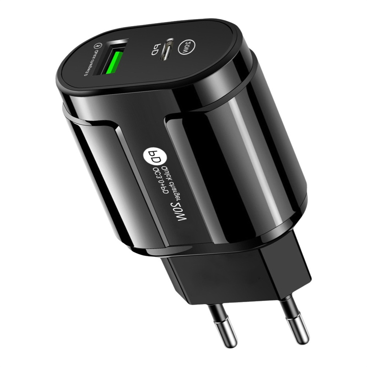 Ein schwarzes Ladegerät mit zwei USB-Anschlüssen und einem Stecker. Das Ladegerät befindet sich auf weißem Hintergrund.