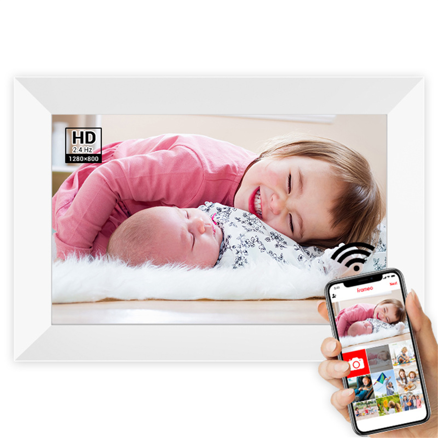 Ein digitaler Bilderrahmen zeigt ein schlafendes Baby und ein lächelndes Kind. Ein Telefon zeigt ein ähnliches Bild.