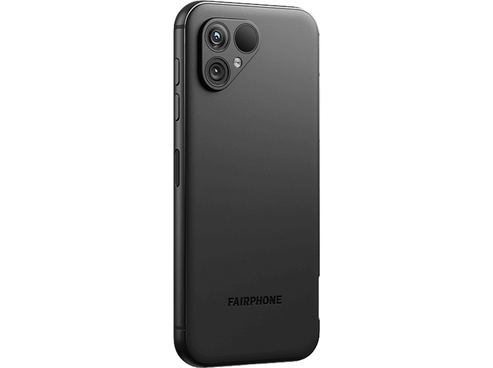 Zwarte Fairphone op een zwarte achtergrond. De achterkant toont drie camera's en de merknaam. Schuine weergave.