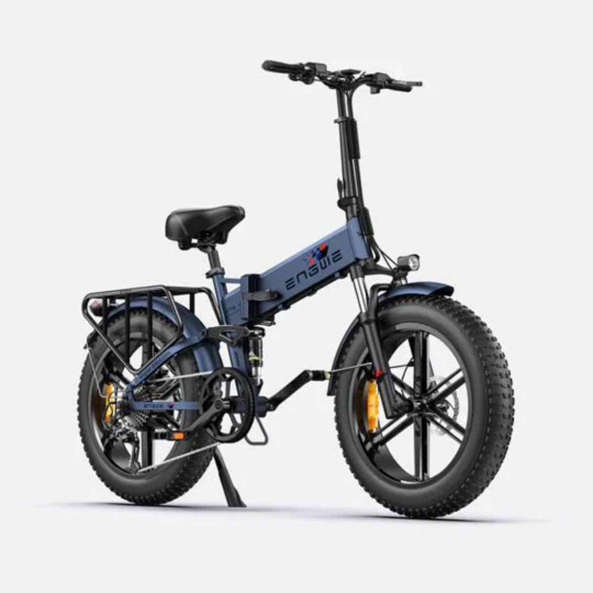 Bicicletta elettrica pieghevole Engwe blu, con ruote nere, su sfondo bianco.