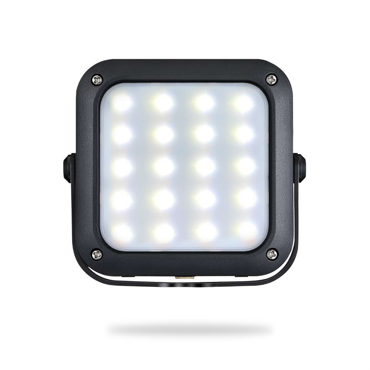 Quadratisches schwarzes LED-Lichtpanel. Sechzehn LEDs in einem 4x4-Raster angeordnet, mit Befestigungsschrauben an den Ecken.